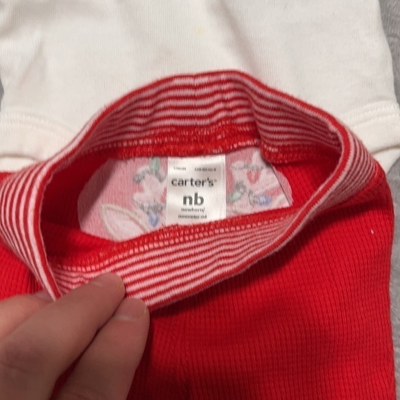 MY 1st Christmas newborn set - Picture 2 of 4